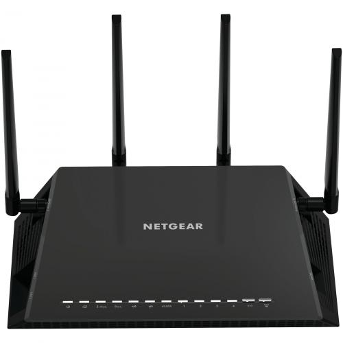 Netgear R7800 four-antenna wireless router
